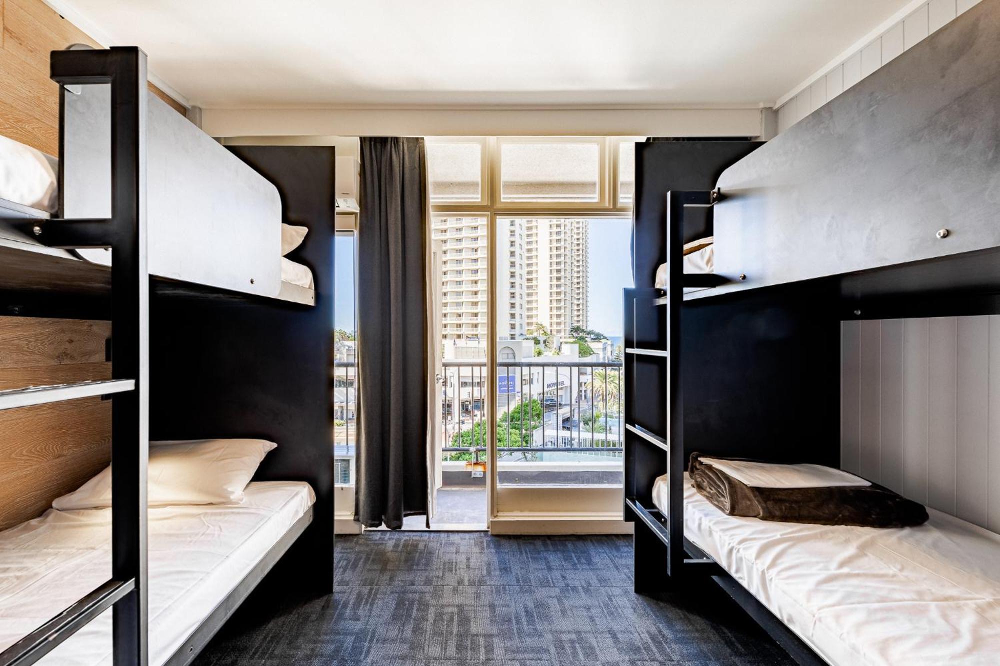 Bunk Surfers Paradise International Backpacker Hostel (Adults Only) Gold Coast Zewnętrze zdjęcie