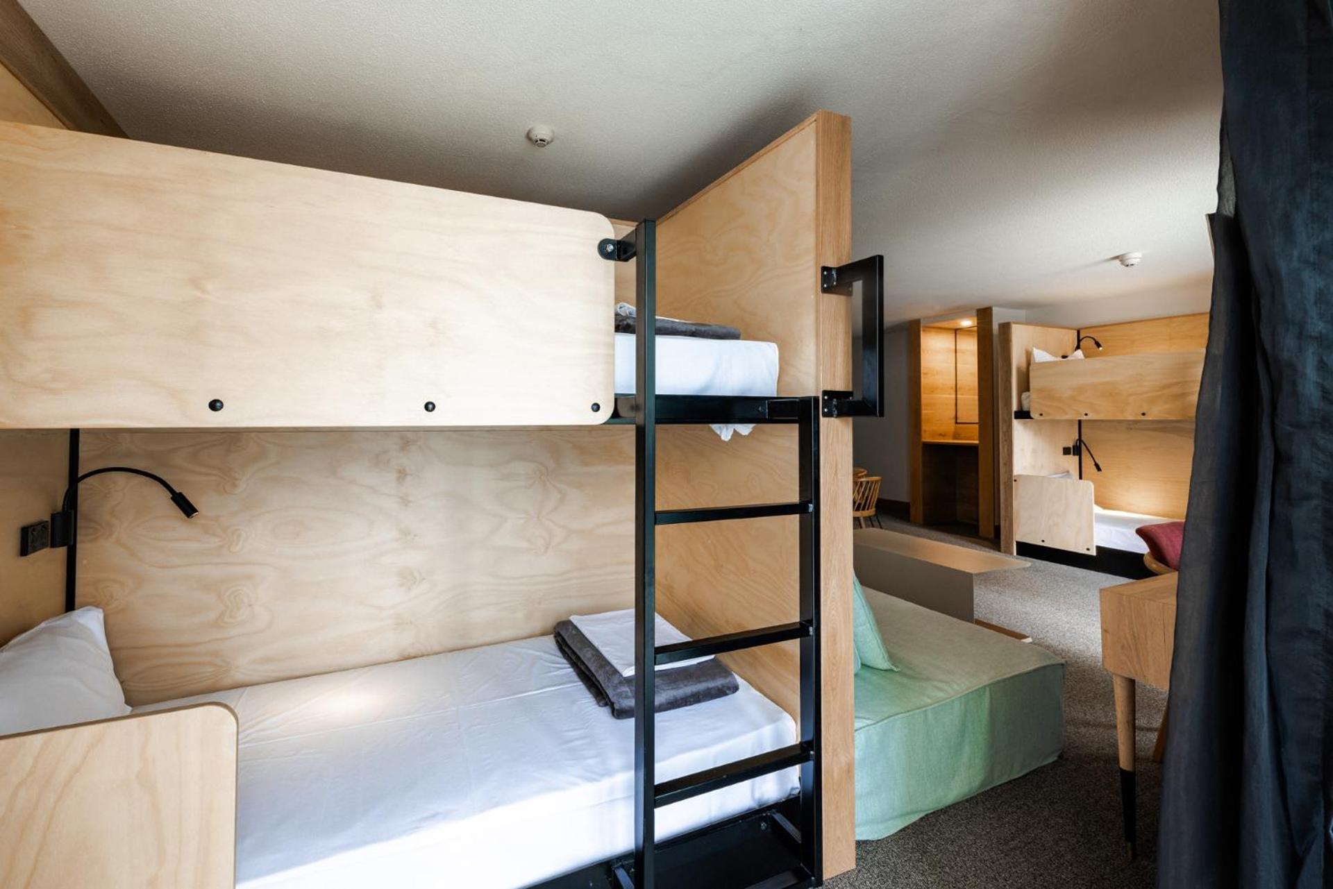 Bunk Surfers Paradise International Backpacker Hostel (Adults Only) Gold Coast Zewnętrze zdjęcie